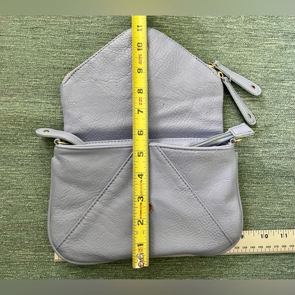 Vegan Leather Lilac Multi Pocket Clutch Purse - Picture 3 of 13